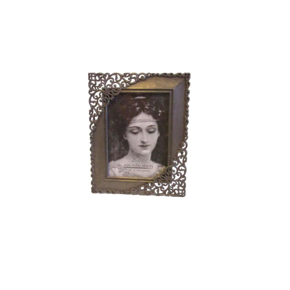 *Petite Victorian Inspired arronbrothers Picture Frame Metal Pewter Tone